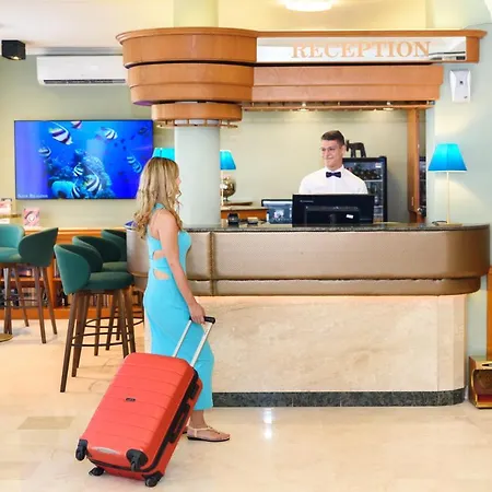 Ξενοδοχείο Club